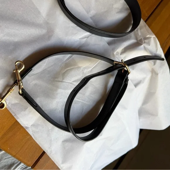 Coach Black Leather Bag with Gold Hardware - Picture 9 of 10